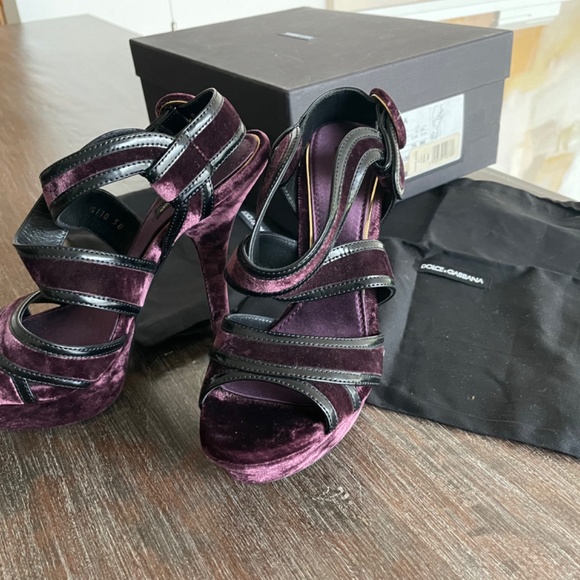 NEW Dolce & Gabbana Purple Velvet Platform Sandals 38 - Picture 5 of 7
